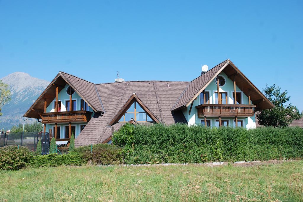 卡普里别墅酒店 Vysoké Tatry 外观 照片
